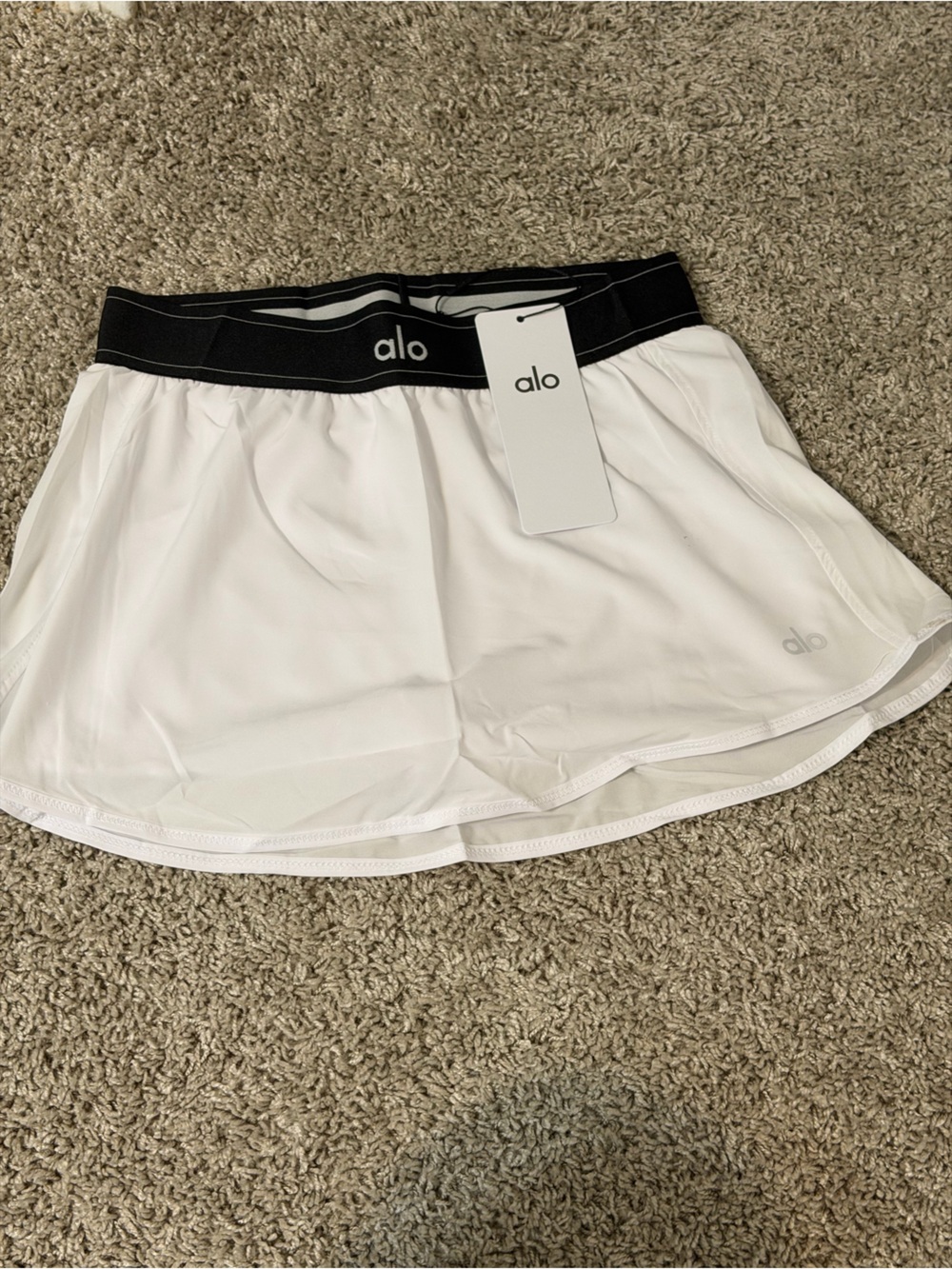 ALO Yoga White Athletic Skirt with Black Branded Waistband